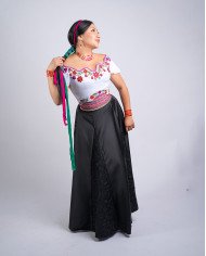 CORSET WAMINTSI FUCSIA DECORADO EN PEDRERIA