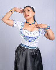 BLUSA CHAKIRA AZUL BORDADO ORLÓN