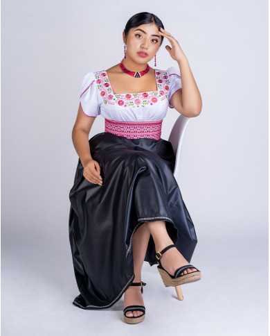 BLUSA KAWSAY BORDADO SEDA