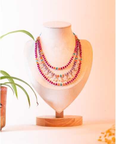 COLLAR Y ARETES MINI FUCSIA 3 FILAS CRISTALES