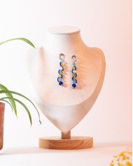 COLLAR Y ARETES CHAKIRA AZUL CRISTALES