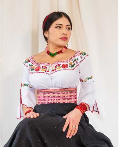 BLUSA NINA ROJO BORDADO ORLÓN