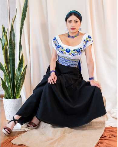 BLUSA YAKU AZUL BORDADO ORLÓN