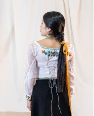 BLUSA ALLPA TURQUESA BORDADO ORLÓN