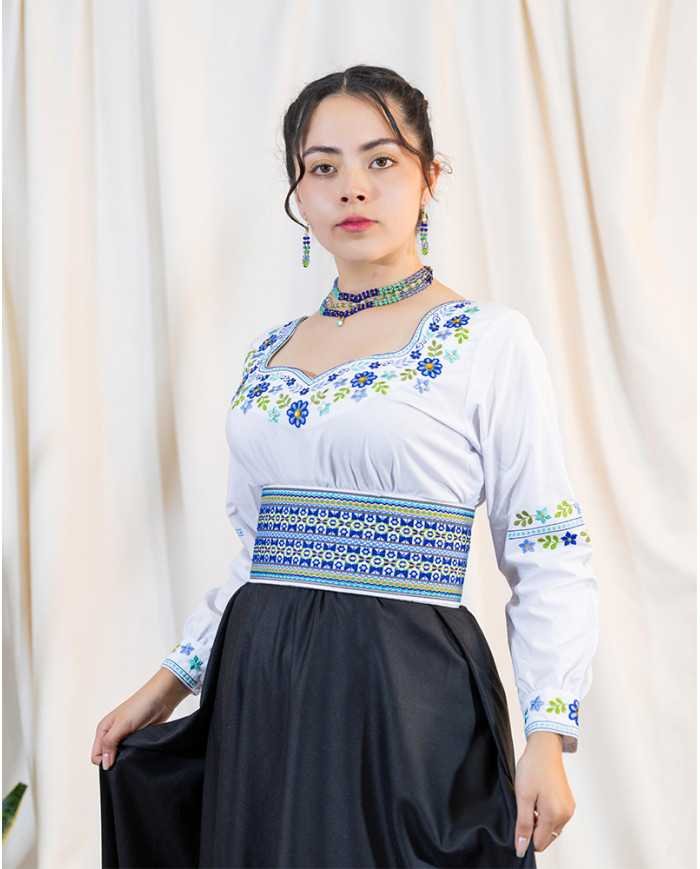 BLUSA WAYRA AZUL BORDADO SEDA