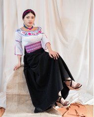 BLUSA NINA PURUHÁ BORDADO ORLÓN