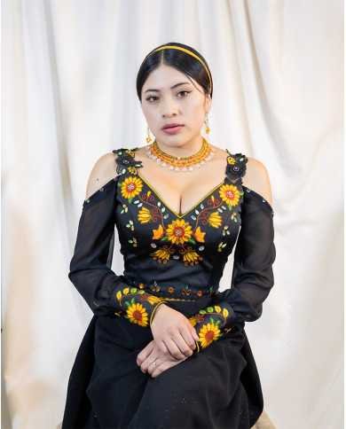 CORSET INTISISA NEGRO DECORADO EN PEDRERIA