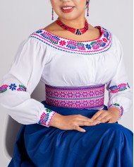 BLUSA MUNAY PURUHÁ BORDADO ORLÓN