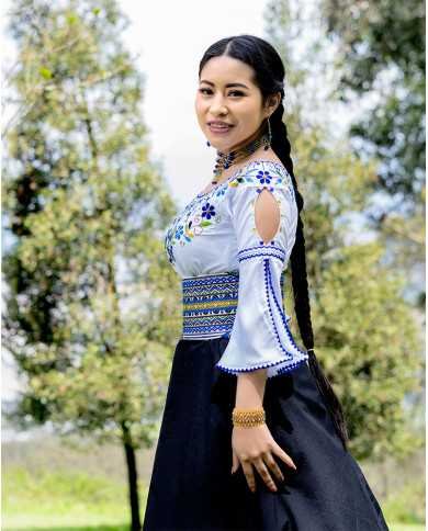 BLUSA TAMIA AZUL BORDADO ORLÓN