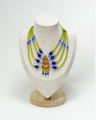 COLLAR Y ARETES MARIPOSA CRISTALES