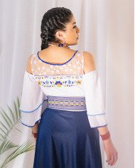 BLUSA PAWKAR BORDADO SEDA