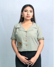 BLUSA MUYU VERDE BORDADO ORLÓN