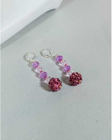 COLLAR Y ARETES KAWSARINA ROSA CRISTALES