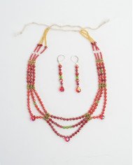 COLLAR Y ARETES PAKTAY ROSADO CRISTALES