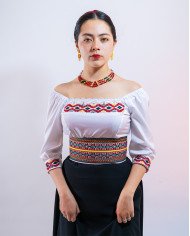 BLUSA YUYAY KAWIÑA BORDADO ORLÓN