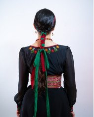 BLUSA WIÑARIK NEGRO BORDADO ORLÓN