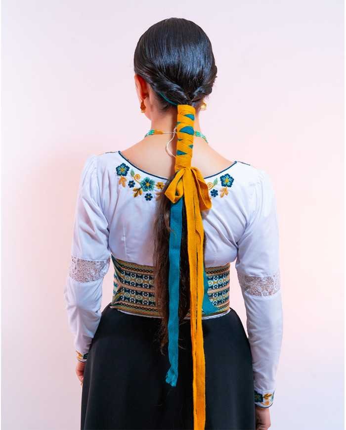 BLUSA KAMANA PETRÓLEO BORDADO ORLÓN