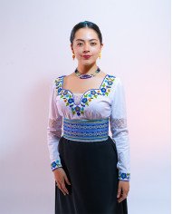 BLUSA KAMANA AZUL BORDADO ORLÓN