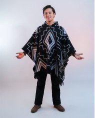 PONCHO UNISEX ARTESANAL GRUESO NEGRO