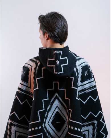 PONCHO UNISEX ARTESANAL GRUESO NEGRO