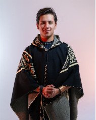 PONCHO UNISEX ARTESANAL NEGRO