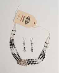 COLLAR YUYAY NEGRO 3 FILAS