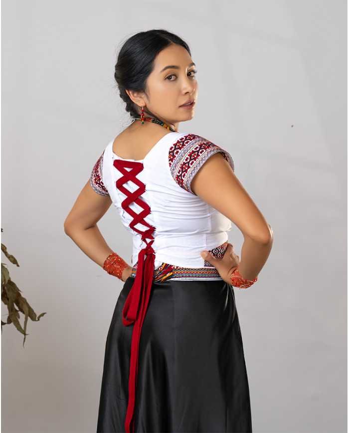 BLUSA PISHIKSISA KAWIÑA BORDADO ORLÓN