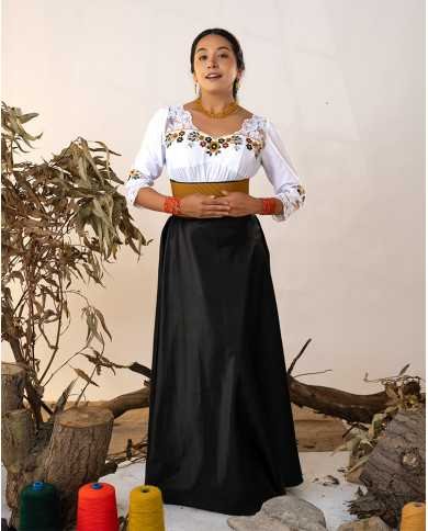 BLUSA ACHIK MOSTAZA BORDADO ORLÓN