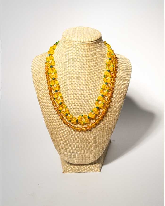 COLLAR Y ARETES ACHIK MOSTAZA CRISTALES