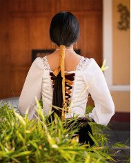 CORSET ÑUSTA DECORADO EN PEDRERIA