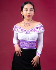 BLUSA SAMI BORDADO SEDA (XS)