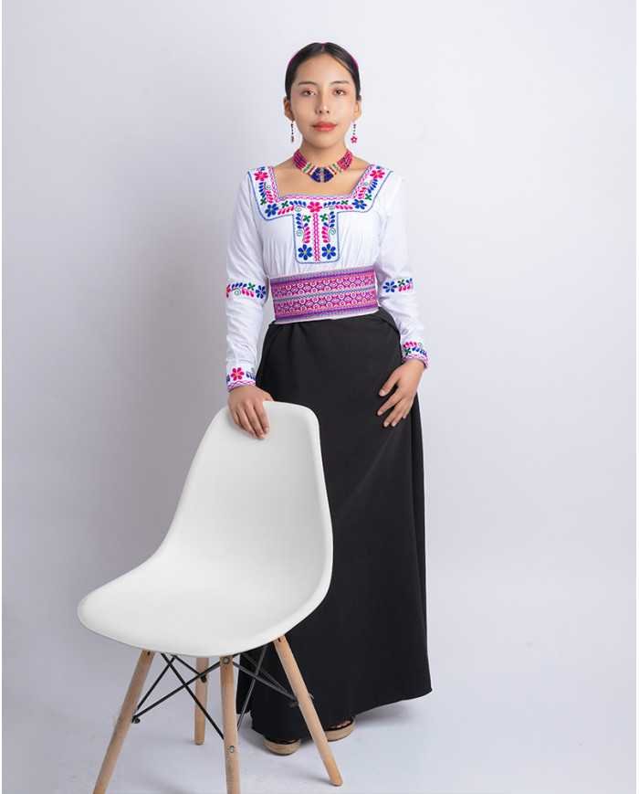 BLUSA KINKUSHKA PURUHÁ BORDADO ORLÓN (L)