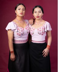 BLUSA KUSHIKUY BORDADO SEDA (S)