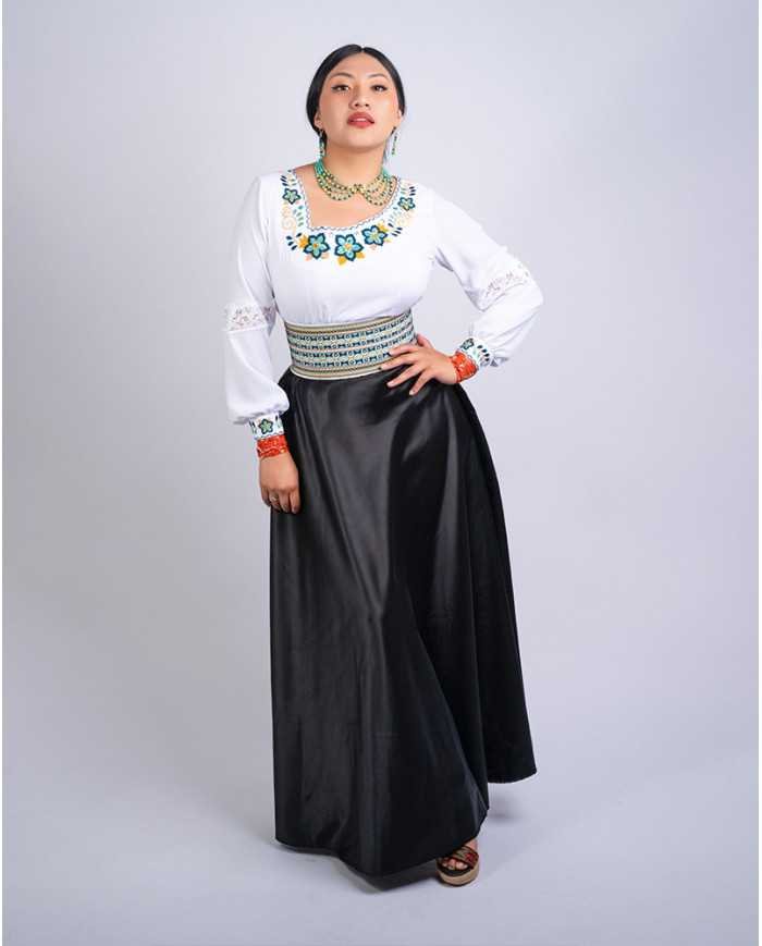 BLUSA PUCHKA PETRÓLEO BORDADO ORLÓN